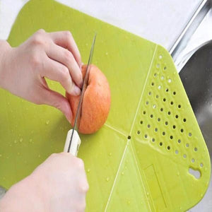 2-IN-1 CUTTING BOARD